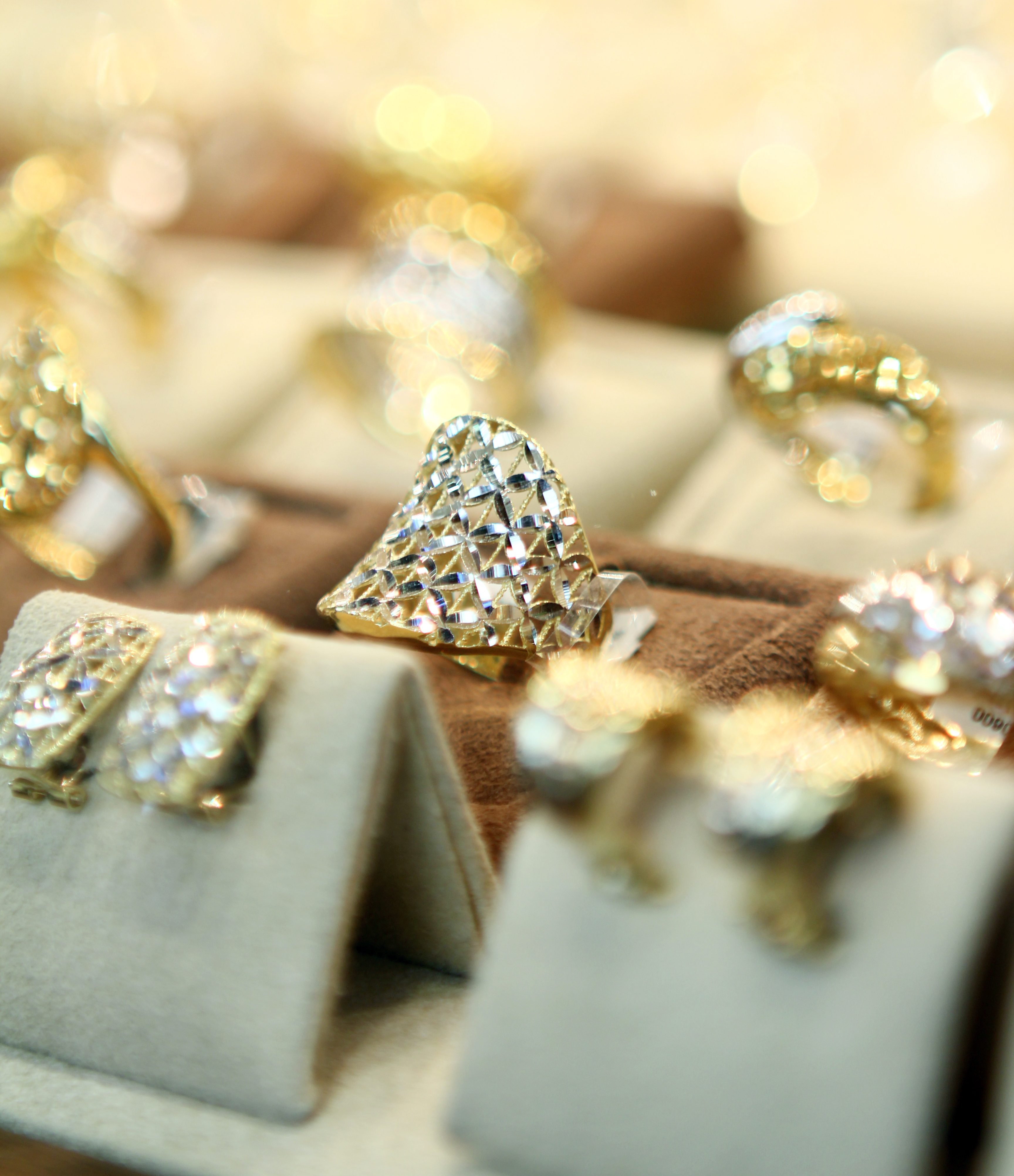 Boutique de bijoux à Cannes — conseil et expertise