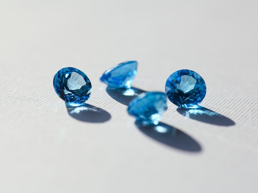 Saphir bleu en bague or — entretien et nettoyage