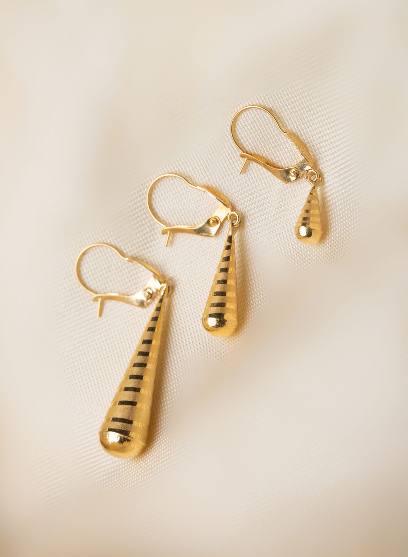 Boucles d'oreilles pendantes en or