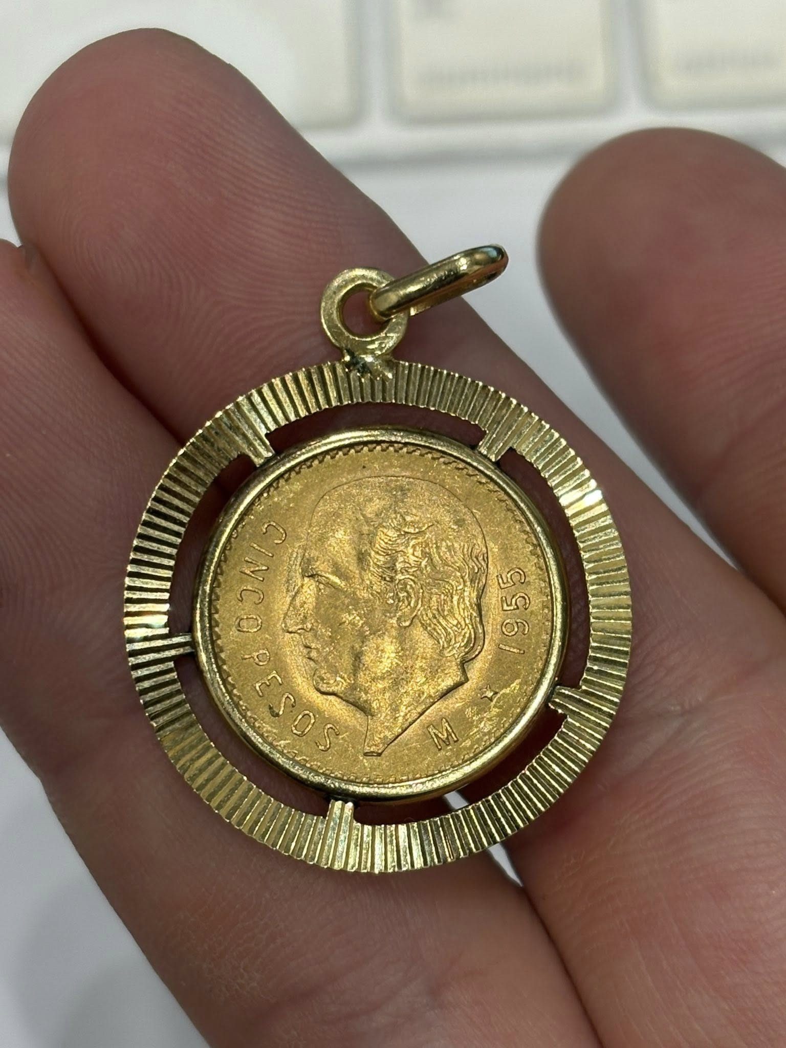 Pièces 50 Pesos or mexicain Centenario — estimation et vente à Cannes